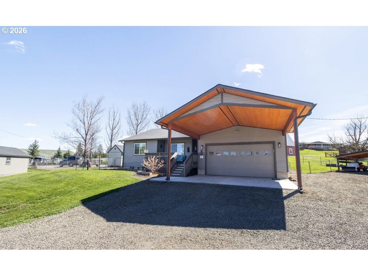 Listing photo 1 of 6
