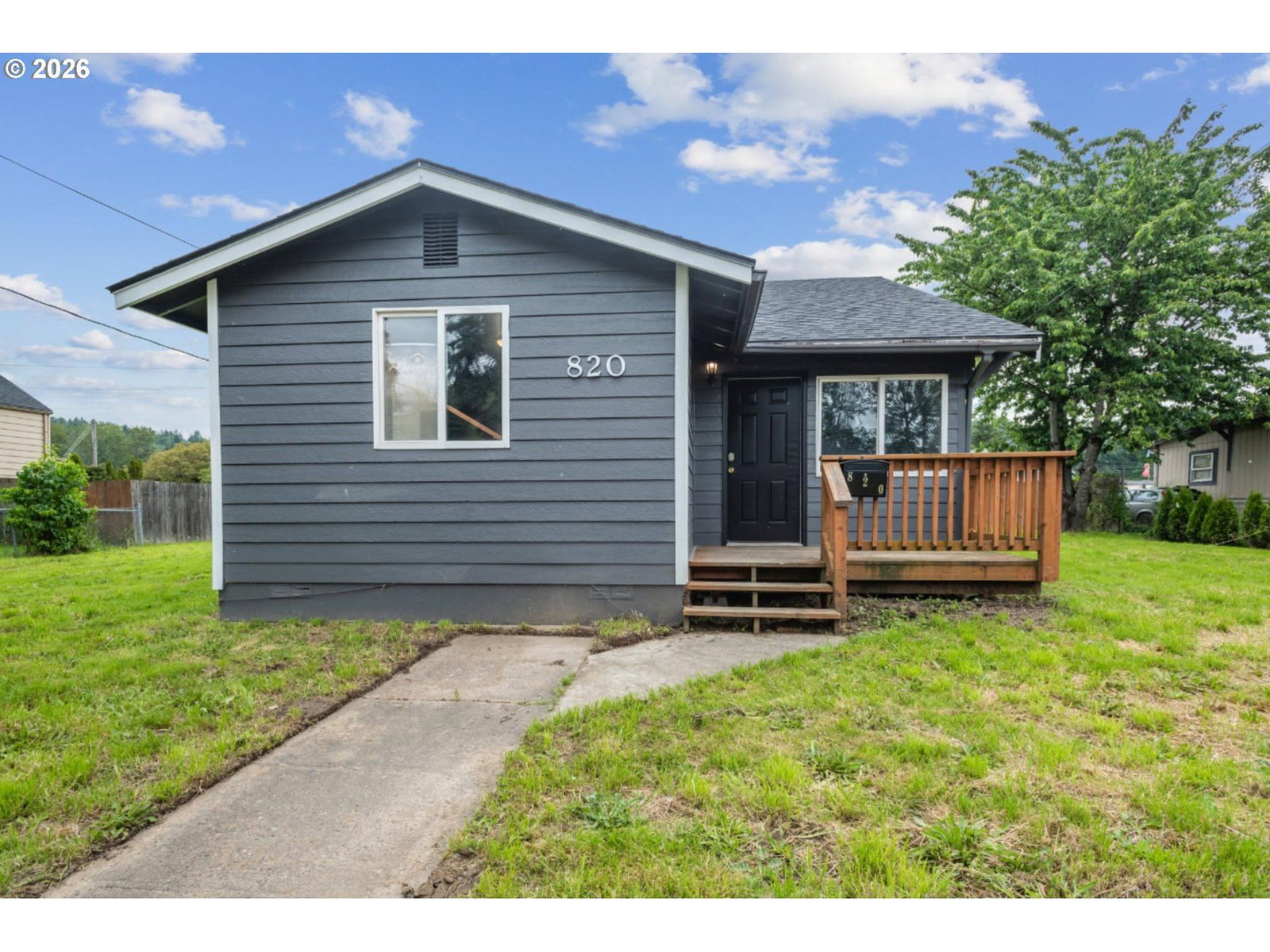 Listing photo 1 of 6