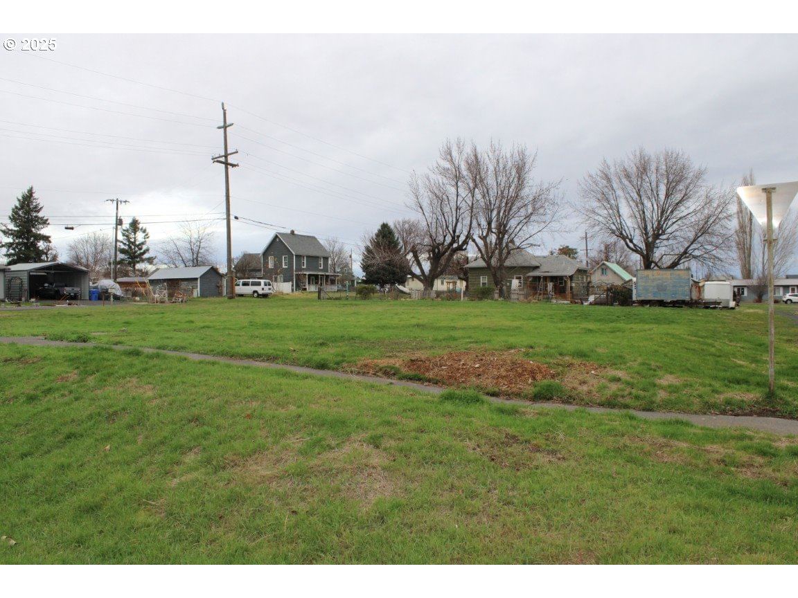 Listing photo 1 of 1