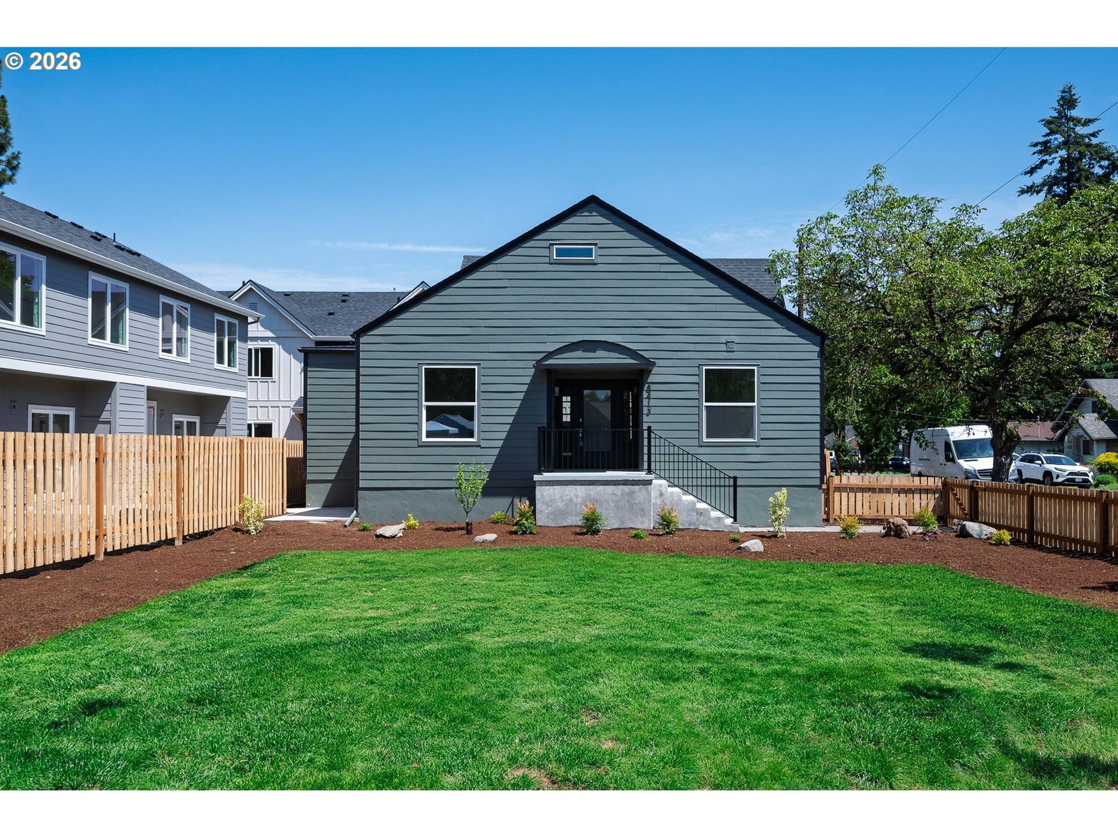 8413 NE HASSALO ST