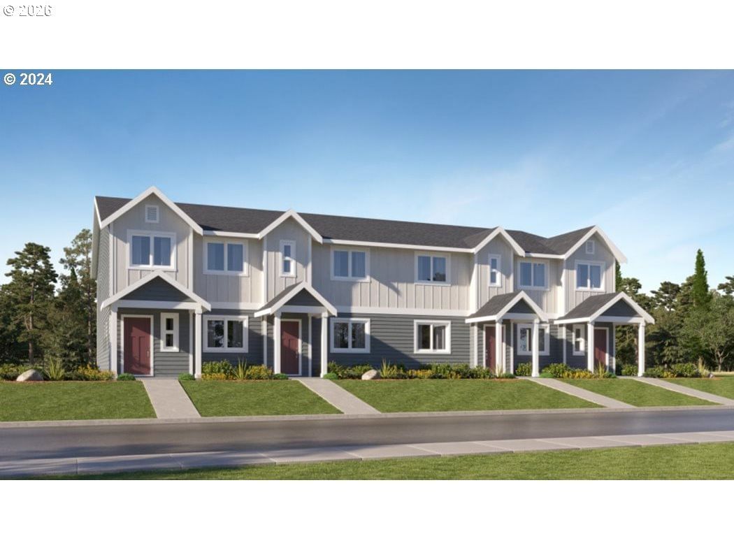 Primary listing photo, 2402 Sawtelle Dr, Woodburn, OR, 97071