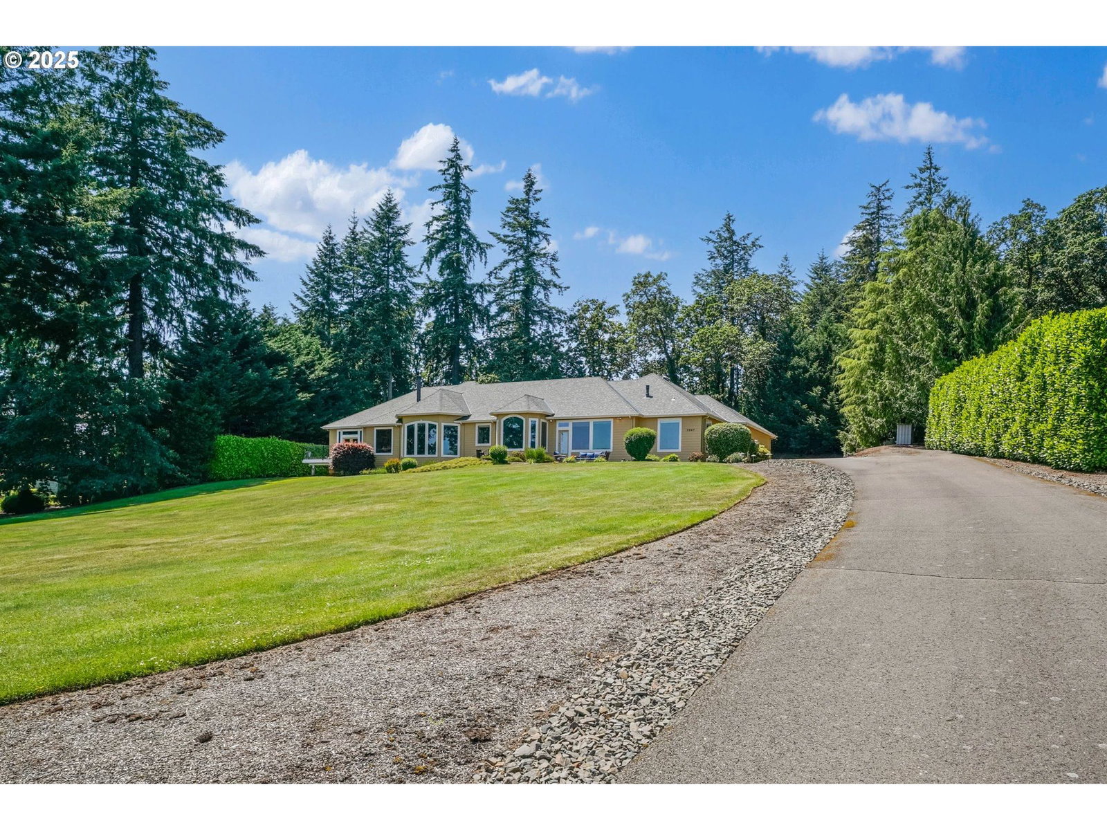 Listing photo 1 of 1
