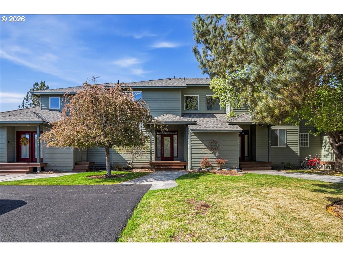 Primary listing photo, 1085 GOLDEN PHEASANT DR, Redmond, OR, 97756