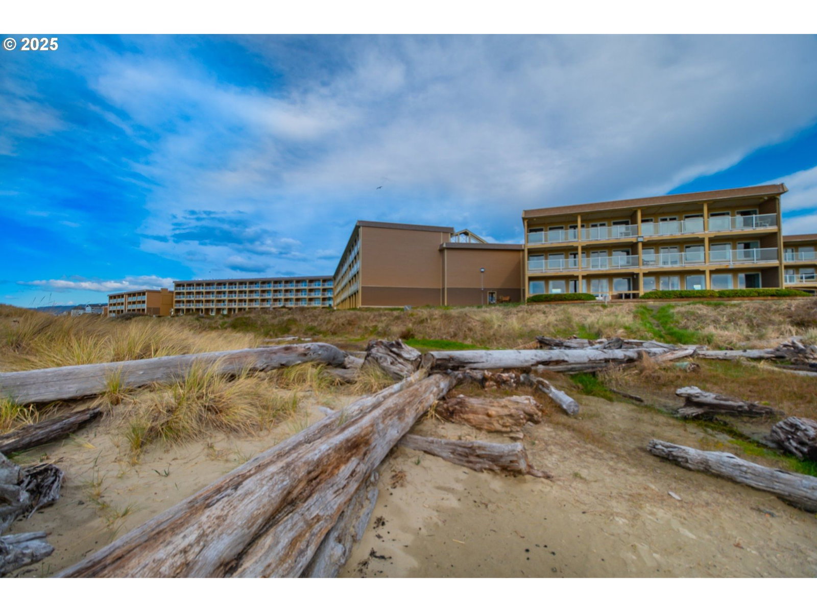 Primary listing photo, 88416 1ST AVE #303, Florence, OR, 97439