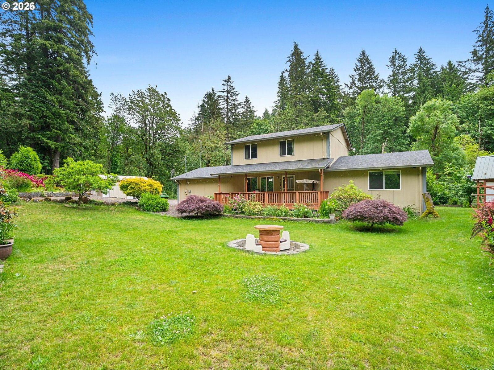 Listing photo 1 of 6