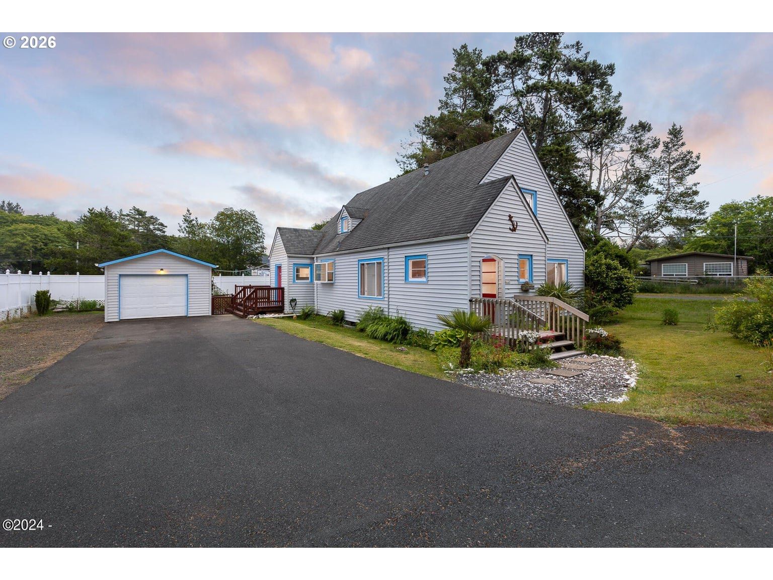 Listing photo 1 of 6
