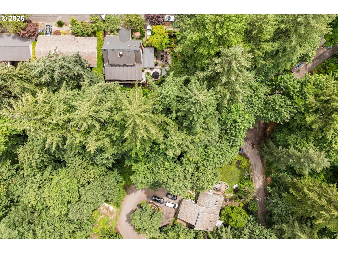Listing photo 1 of 6